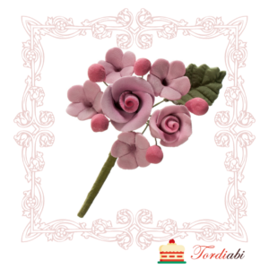 Tordiabi lillekimp lillad roosid ja hortensiad